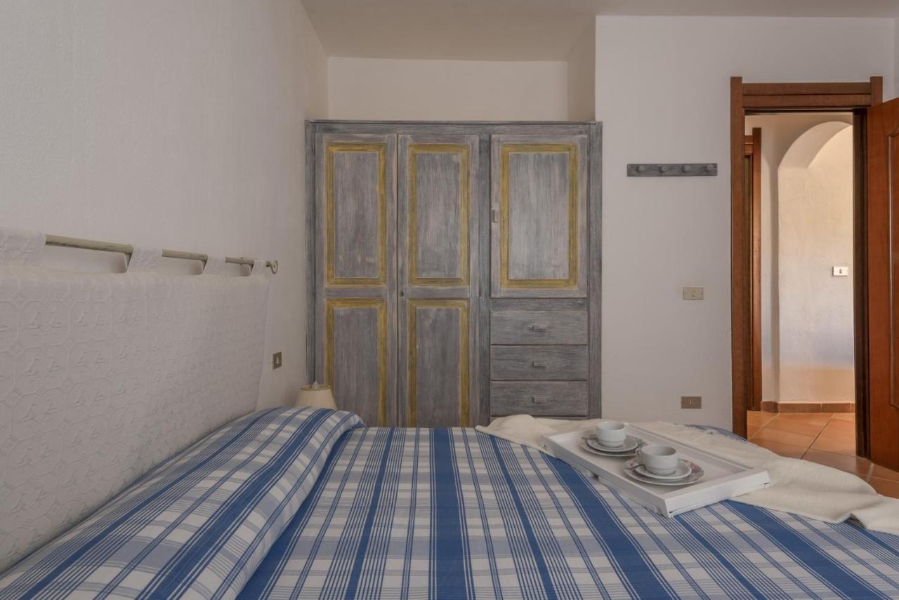 Baia De Bahas Apartment *